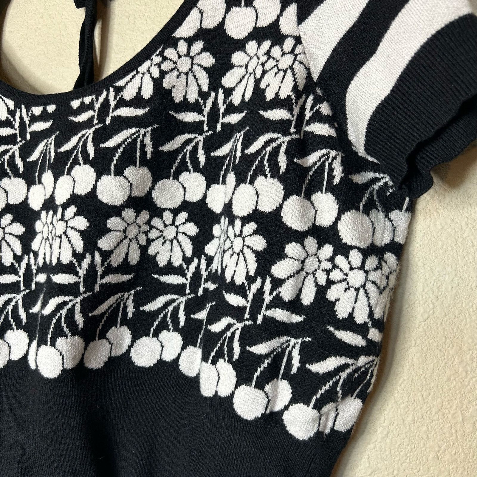 Anthropologie Maeve Trixie Sweater Tee Shirt Floral Cropped Size XL Size XL / US 12-14 / IT 48-50 - 3 Thumbnail