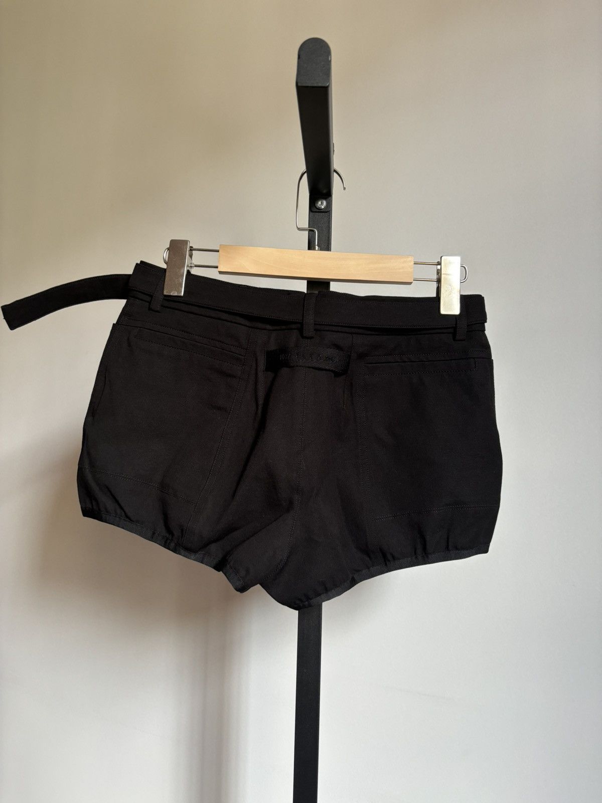 1017 ALYX 9SM Alyx shorts Size 27" / US 4 / IT 40 - 2 Thumbnail