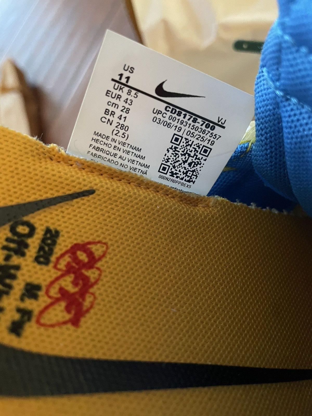 Nike × Off-White × Virgil Abloh Nike Off-White Vapor Street Tour Yellow Size US 9.5 / EU 42-43 - 8 Thumbnail