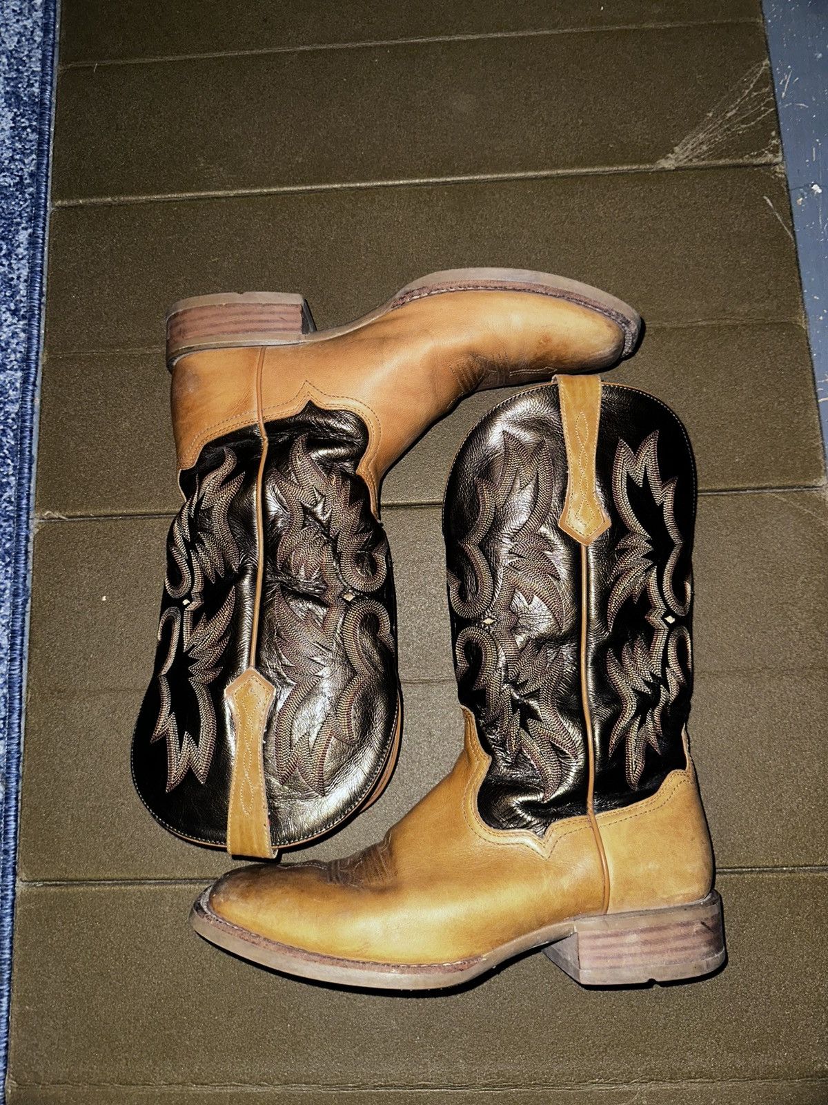 Ariat Ariat square toe cowboy boot Size US 12 / EU 45 - 1 Thumbnail