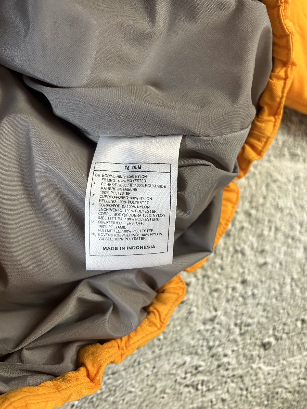 Nike × Vintage Nike vintage puffer jacket big logo 90s orange Size US L / EU 52-54 / 3 - 10 Thumbnail