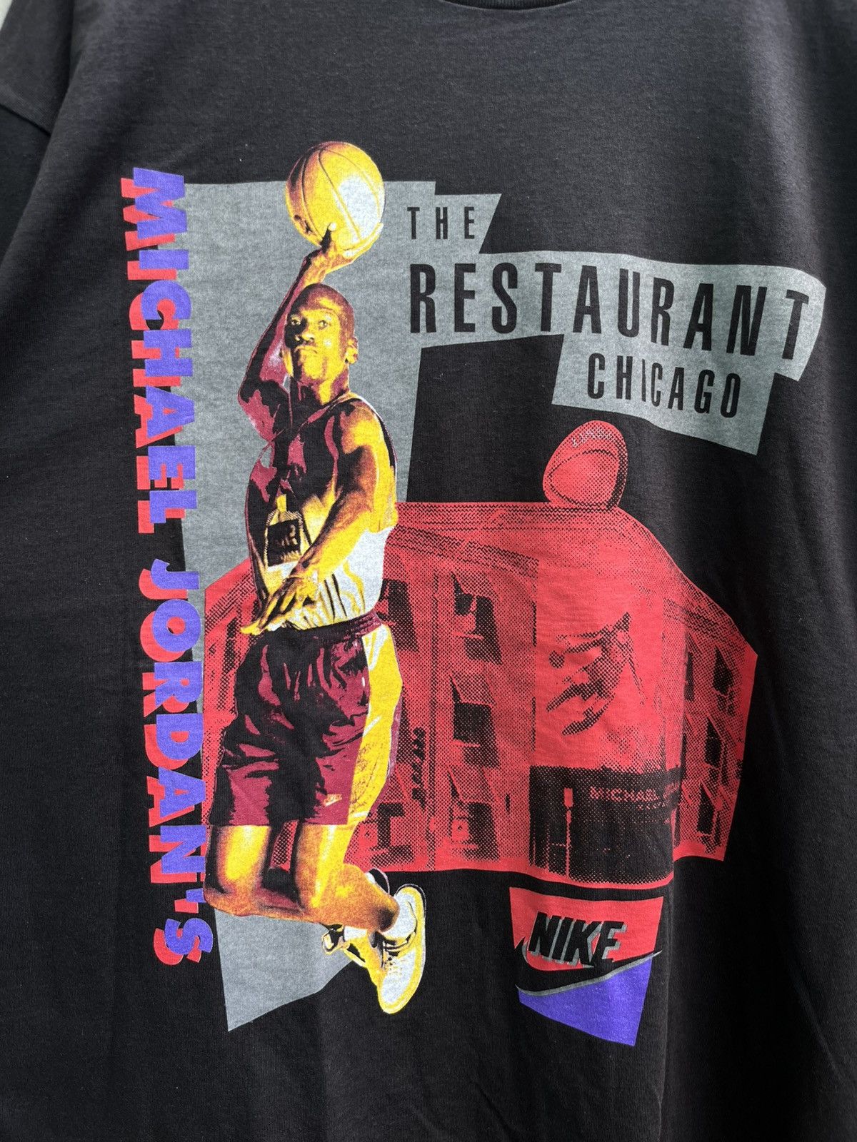 Nike 1990s Jordan Chicago Restaurant Tee Size US XL / EU 56 / 4 - 2 Thumbnail