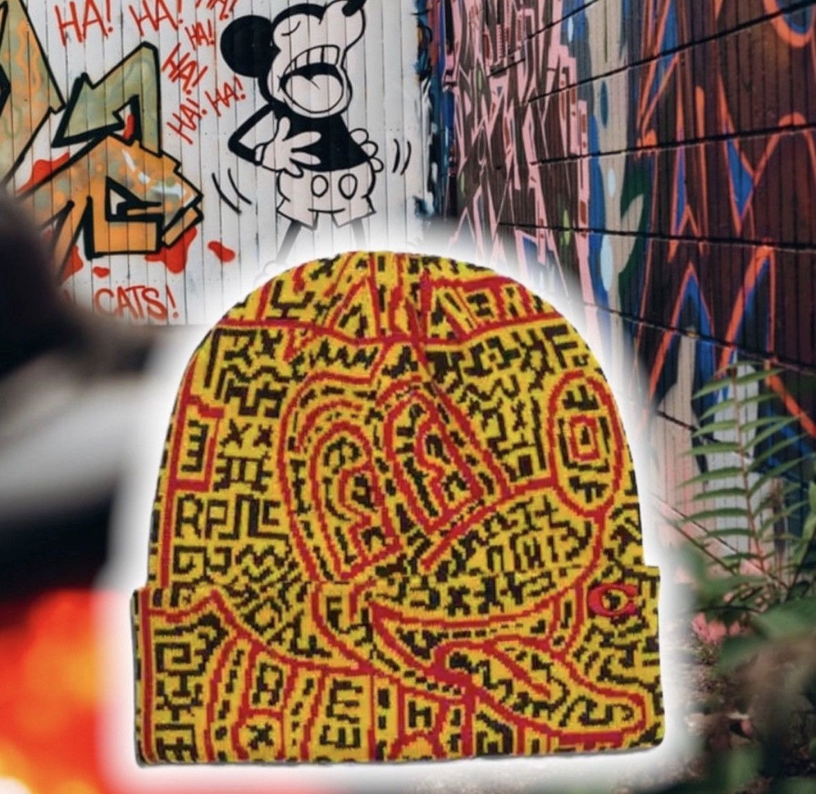 Coach × Keith Haring DiSNeY MiCKeY MoUSe 🐭 Keith Haring 🎨 coach🧣👝🎩🧥 Size US M / EU 48-50 / 2 - 4 Thumbnail