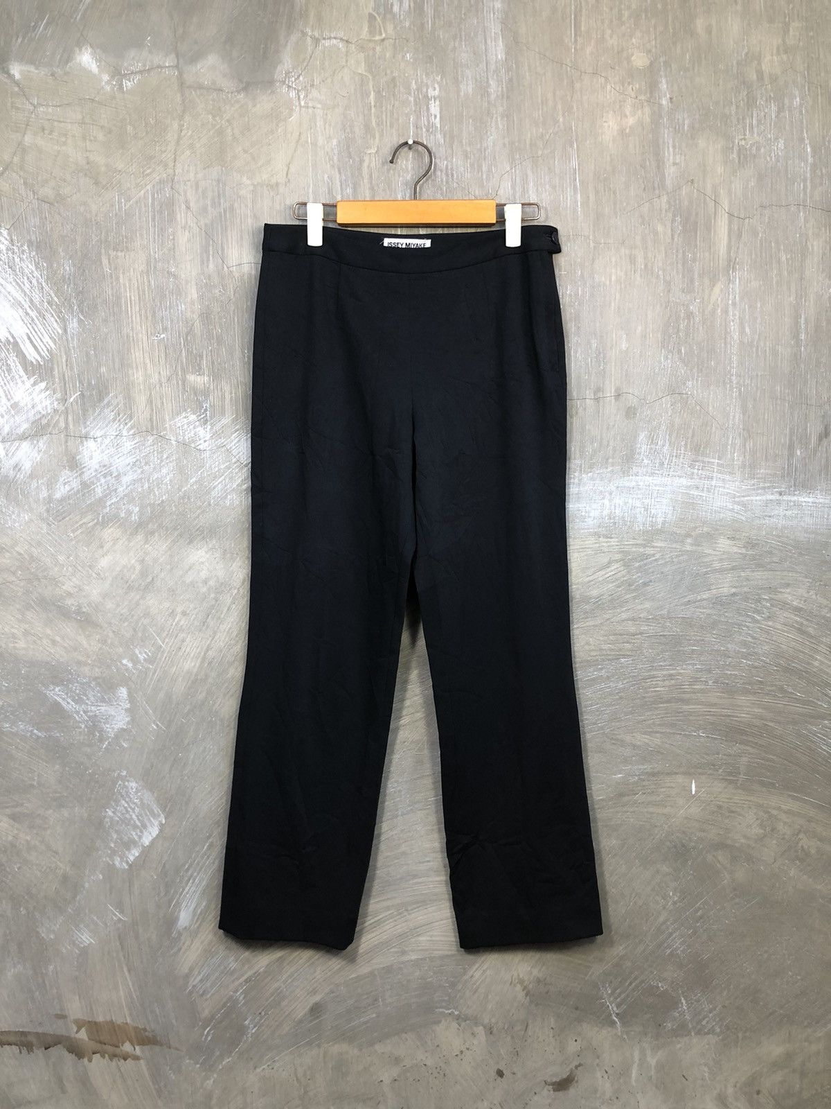 Issey Miyake Issey Miyake Women Black Trouser Pants Size 28" / US 6 / IT 42 - 1 Thumbnail