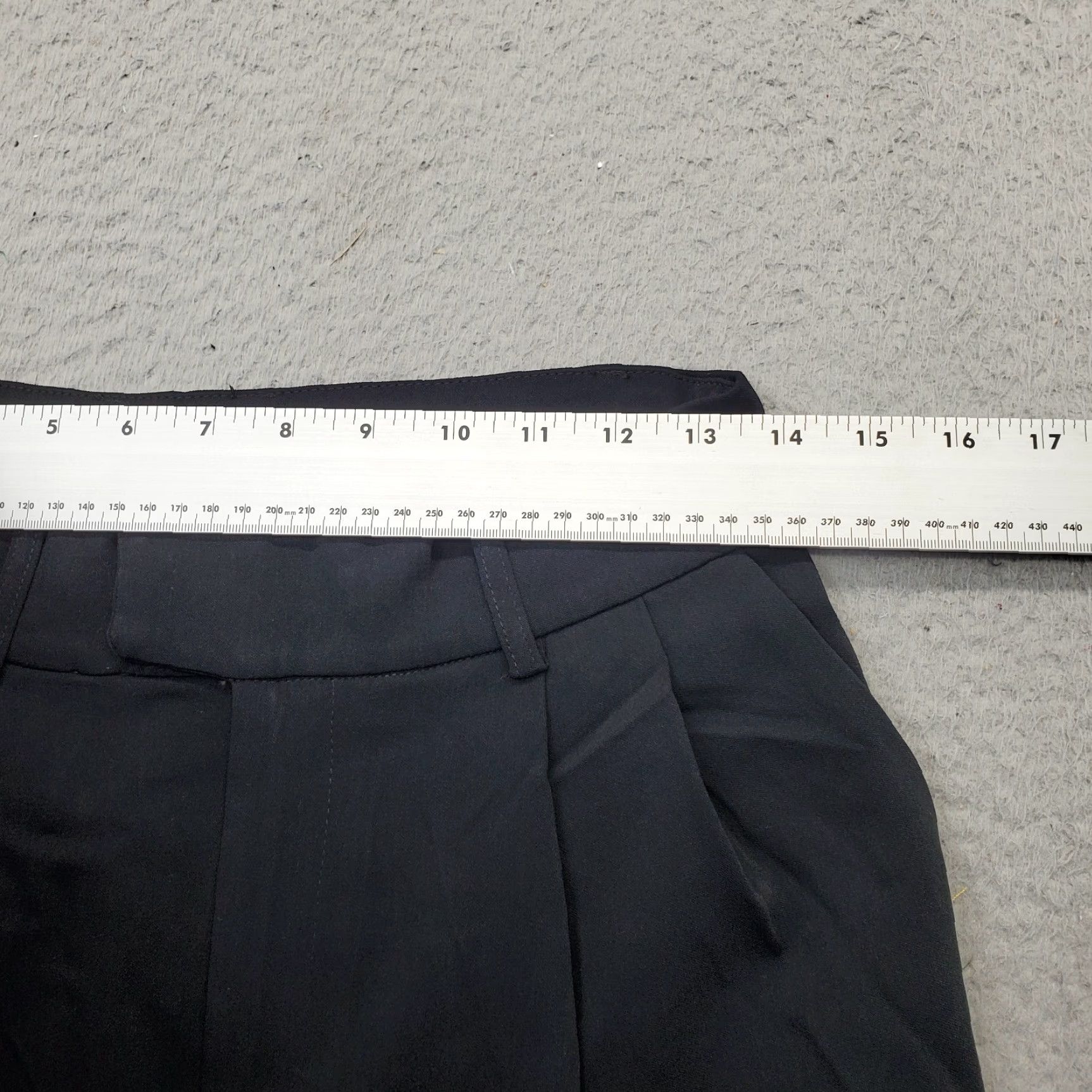 BB Dakota BB Dakota Jogger Pants Women's 2 Black Slash Pocket Pleated Front Cuffed Size 26" / US 2 / IT 38 - 5 Thumbnail