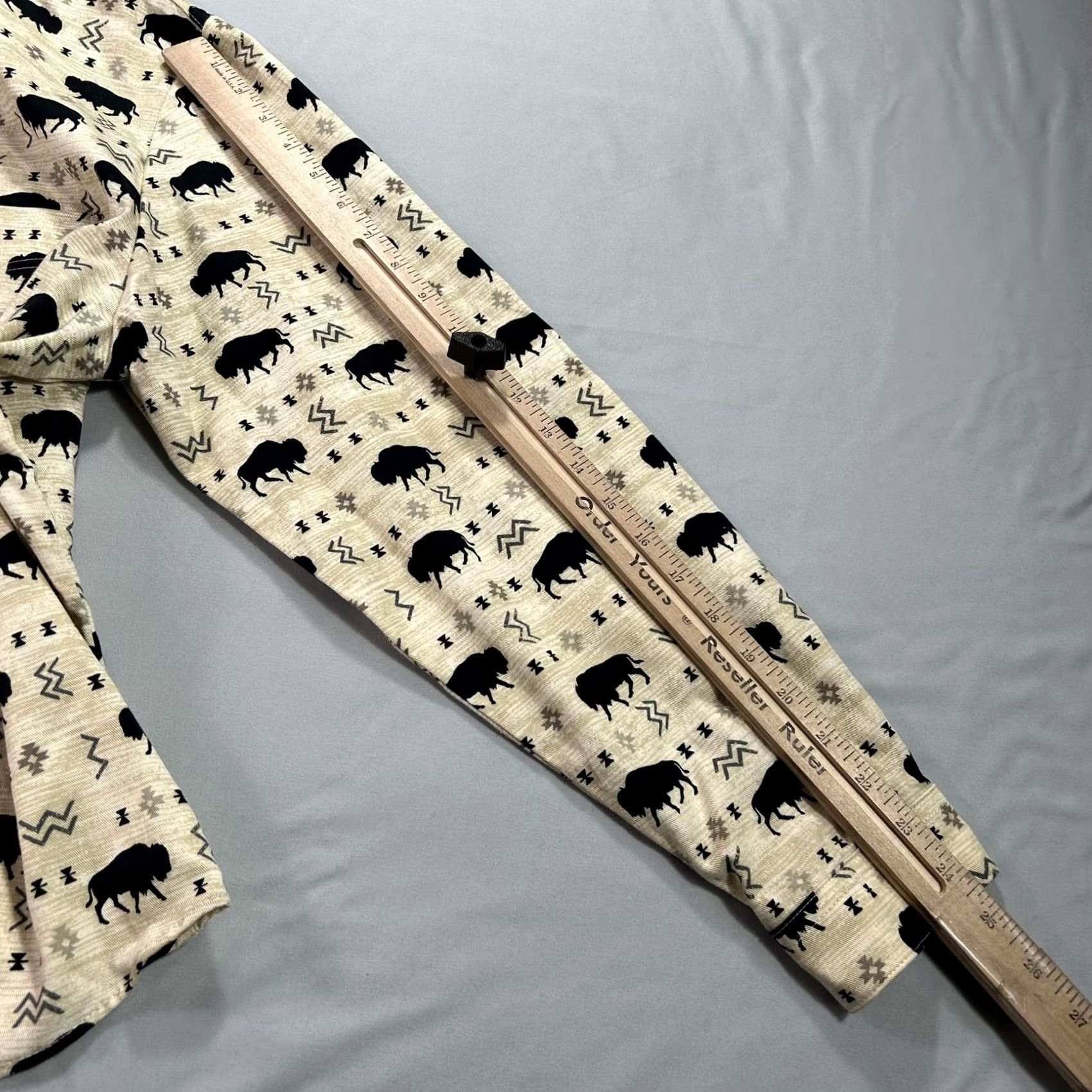 Brooks Brooks & Dunn Shirt Mens Large Beige Buffalo Print Western Snap Button USA Size US L / EU 52-54 / 3 - 7 Thumbnail