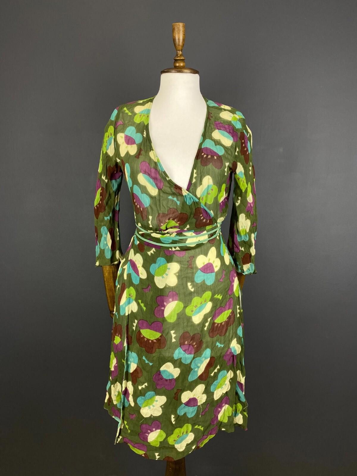 Designer Gudrun Sjoden Green Floral Wrap Belted 3/4 Dress Size M Size M / US 6-8 / IT 42-44 - 1 Thumbnail