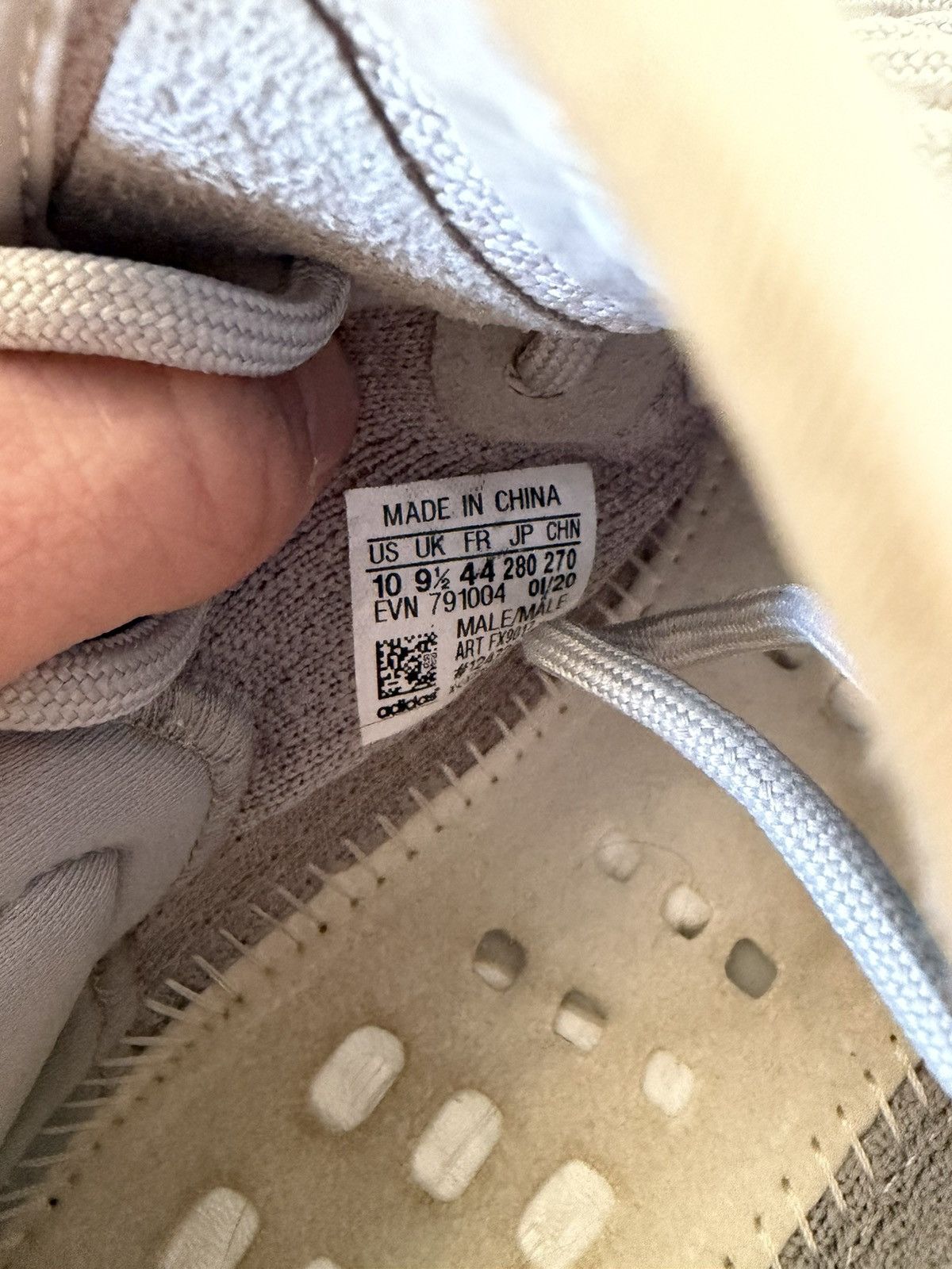 Yeezy Yeezy 350 “Taillight” Size US 10 / EU 43 - 6 Thumbnail