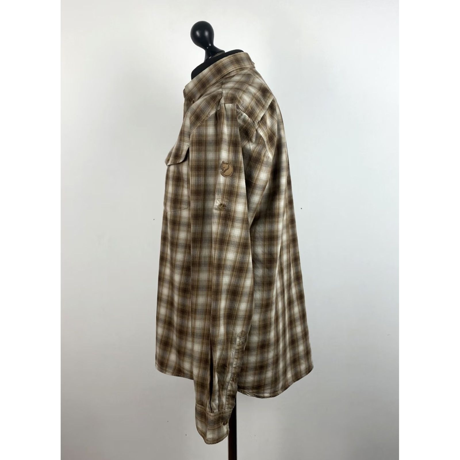 Vintage Fjallraven Sarek Mens Brown Plaid Outdoor Hiking Shirt XL Regular Fit Shirt Mens XL Brown Plaid Outdoor Hiking Shirt Size US XL / EU 56 / 4 - 3 Thumbnail