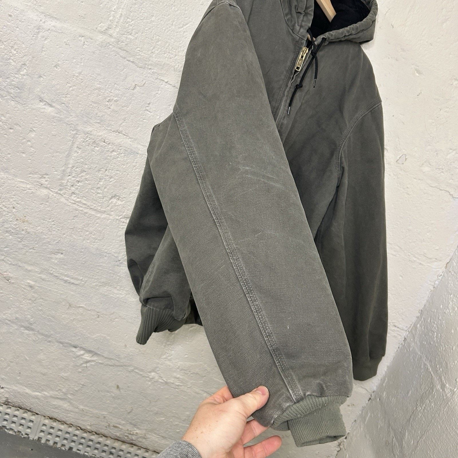 Carhartt Vintage Carhartt Quilted Hooded Active Jacket “Sage” J142 Size US XL / EU 56 / 4 - 10 Thumbnail