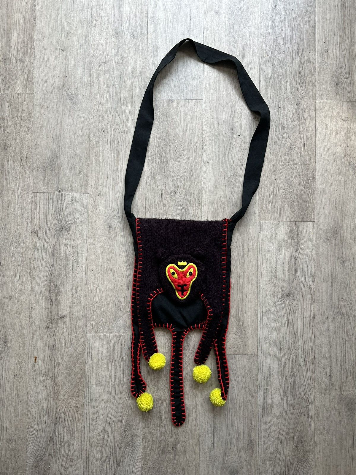 Walter Van Beirendonck Walter van Beirendonck ape sling bag Size ONE SIZE - 1 Thumbnail