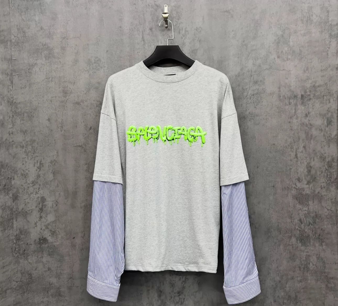 Balenciaga Balenciaga Graffiti Logo Layered Longsleeve Size US S / EU 44-46 / 1 - 1 Thumbnail