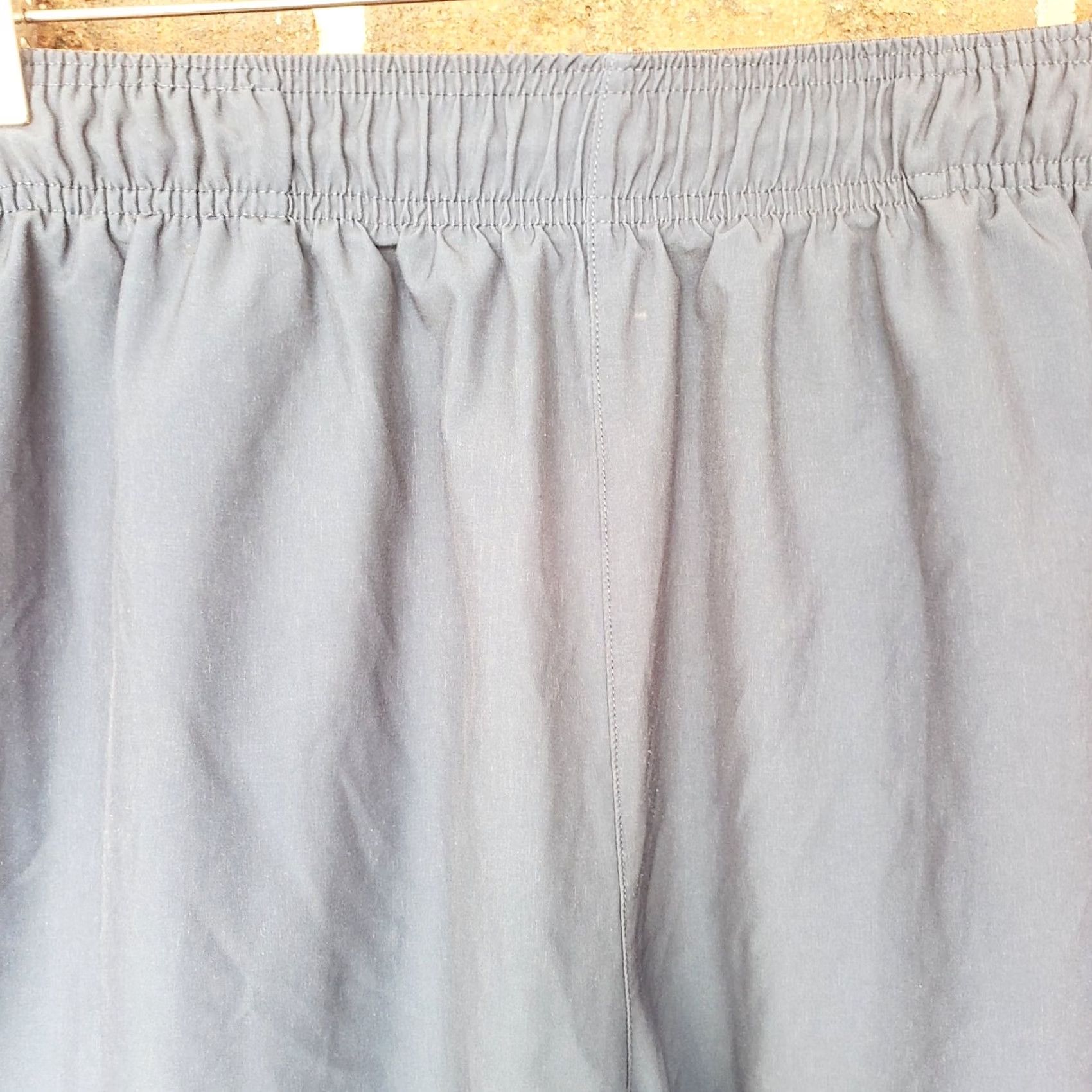 Vintage MTA Sport Shorts Mens XL Blue Athletic Gray Pockets Drawstring Polyester Stretch Size US 36 / EU 52 - 4 Thumbnail