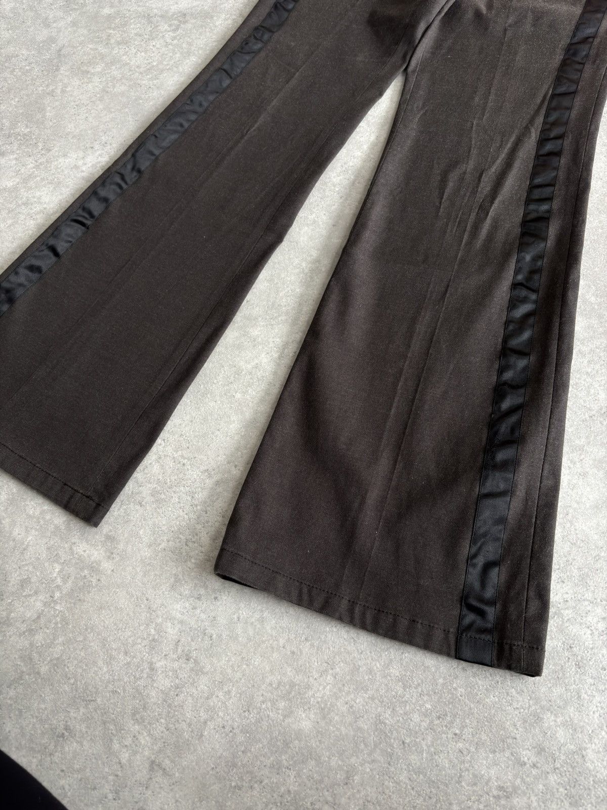 Tornado Mart Tornado Mart flared dress pants Size US 30 / EU 46 - 4 Thumbnail