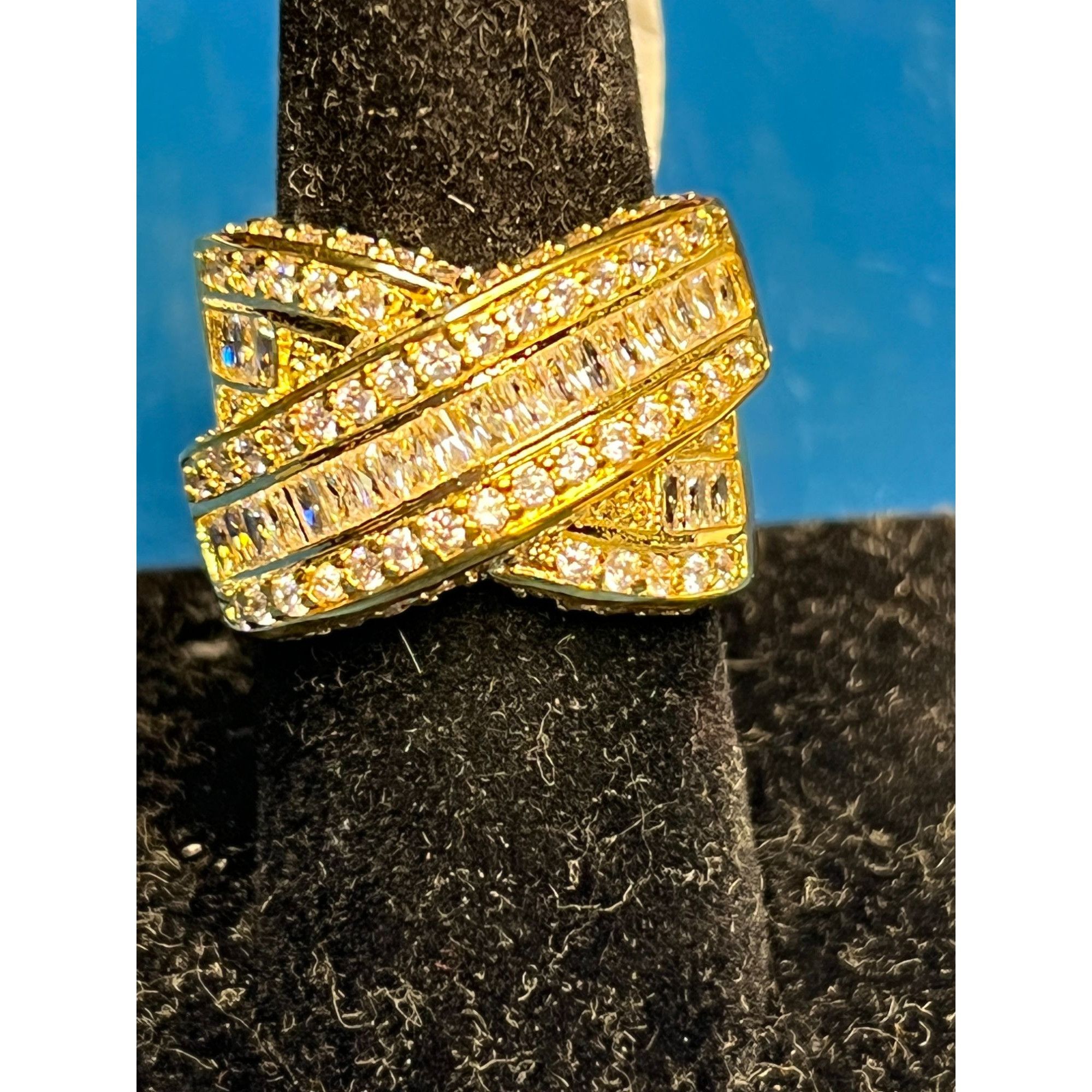 Other Palm Beach jewelry 3.64 TCW Baguette Cut CZ Gold Plated Cros Size ONE SIZE - 2 Thumbnail