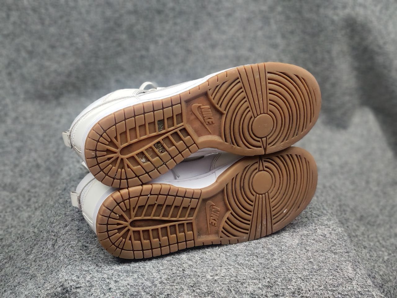 Nike Nike Dunk High Sail Gum Leather White Sneakers Vintage Style Size US 7.5 / EU 40-41 - 18 Thumbnail