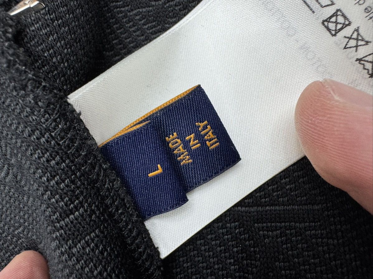 Louis Vuitton Louis Vuitton Monogram Zip-Through Top fleece Size US L / EU 52-54 / 3 - 6 Thumbnail