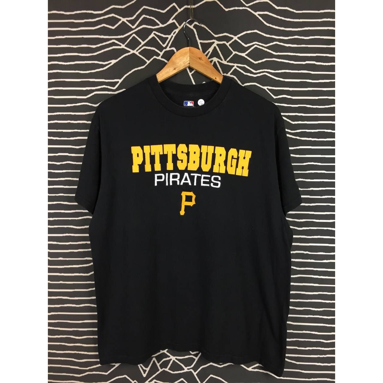 MLB MLB Genuine Merchandise Pittsburgh Pirates Baseball Tee Size US L / EU 52-54 / 3 - 1 Thumbnail