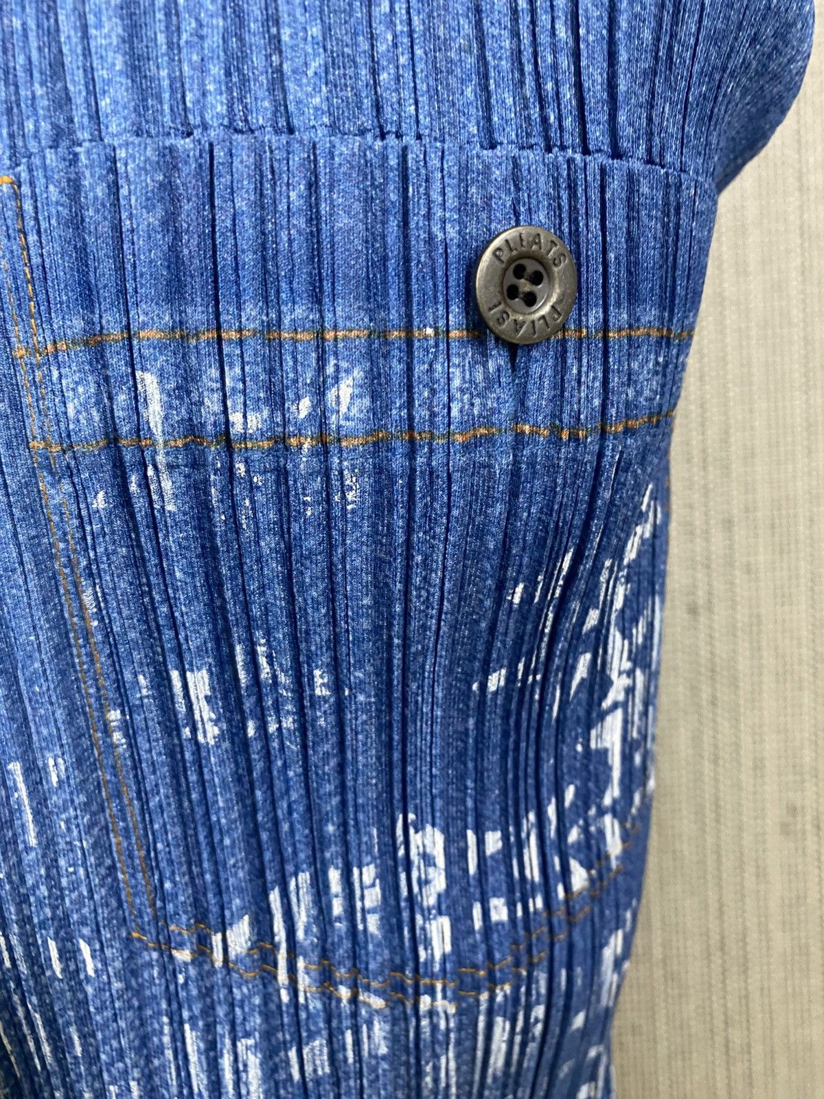 Pleats Please Issey Miyake Pleats please issey miyake shirt button ups nice design Size M / US 6-8 / IT 42-44 - 8 Thumbnail