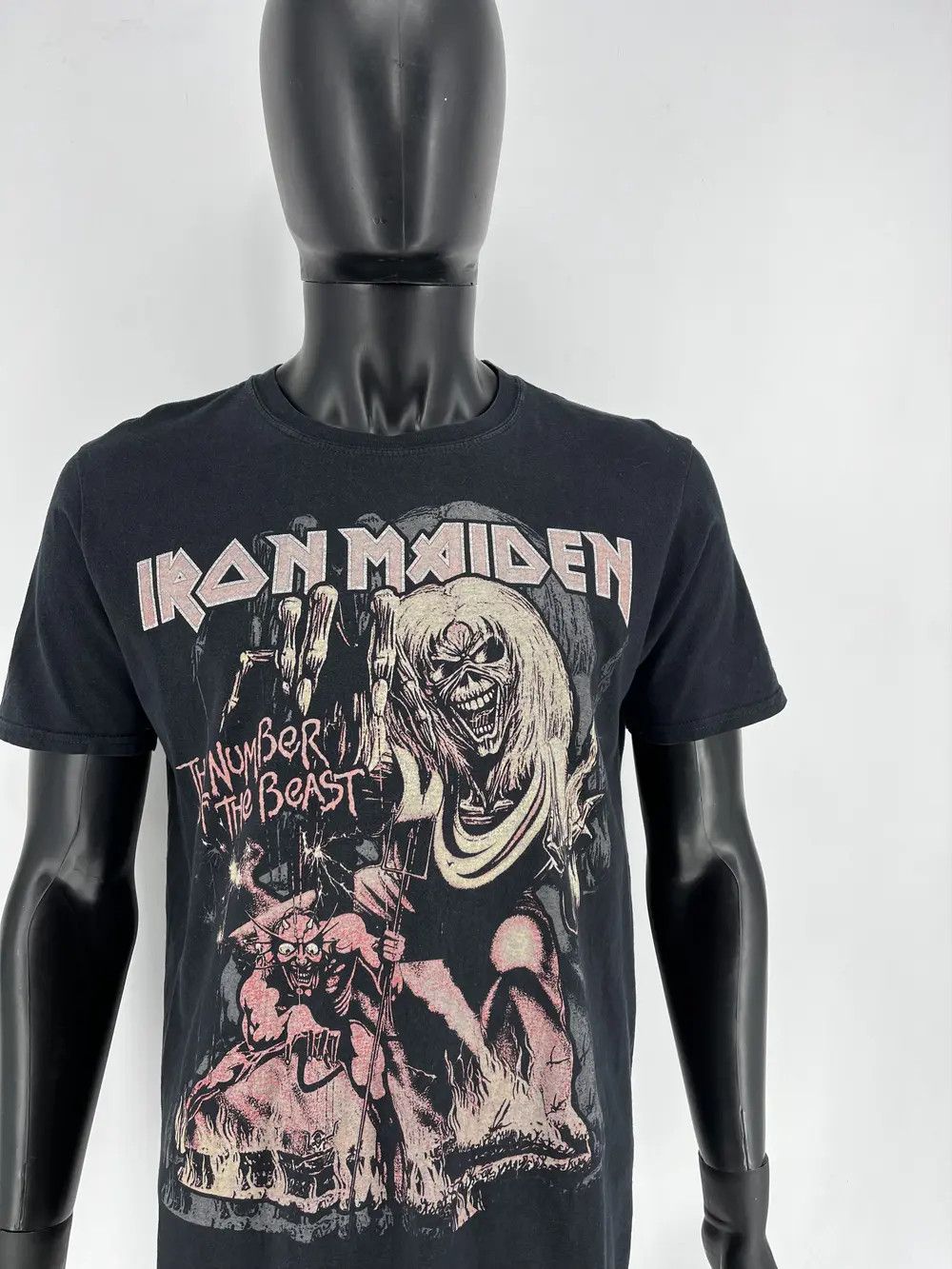 Band Tees Vintage Y2K Iron Maiden Face Horror Tee Band Rock T Shirt Size US L / EU 52-54 / 3 - 7 Thumbnail