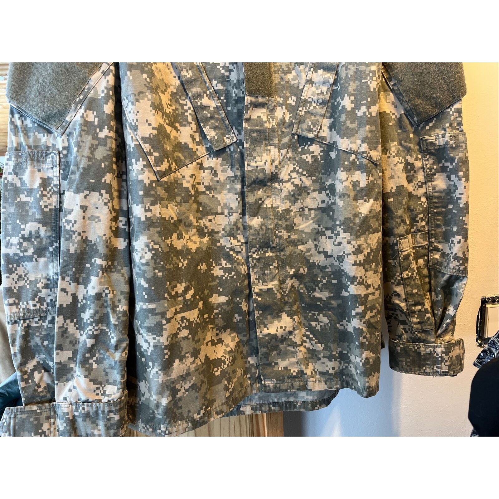Other US Army Men’s L Long Digital Camouflage Cotton Nylon Jacket Size US L / EU 52-54 / 3 - 7 Thumbnail