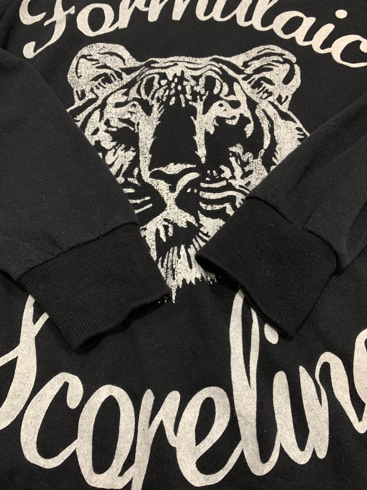 Habitat SHAKE SHAKE Habitat Tiger Rare Big Logo Graphic Sweatshirt Size US M / EU 48-50 / 2 - 7 Thumbnail