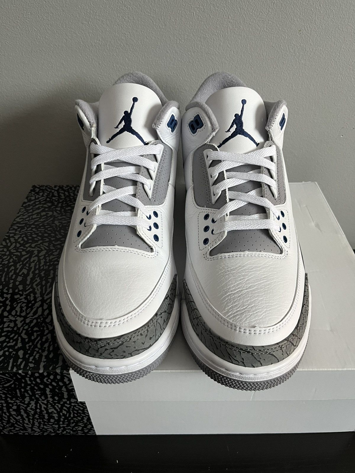 Jordan Brand Air Jordan 3 Retro Midnight Navy Size US 10.5 / EU 43-44 - 3 Thumbnail