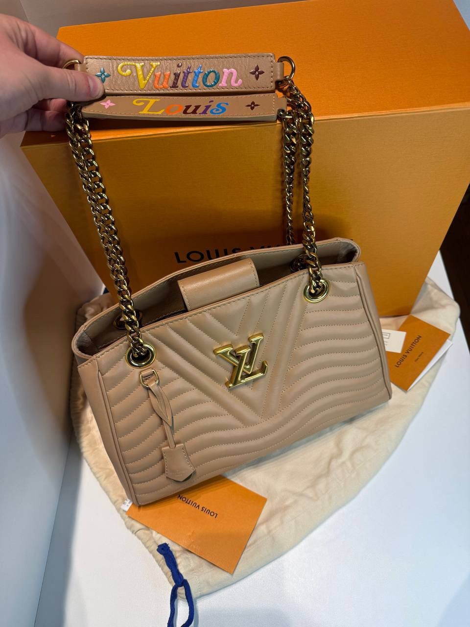 LOUIS VUITTON Calfskin New Wave Chain Tote In Noisette