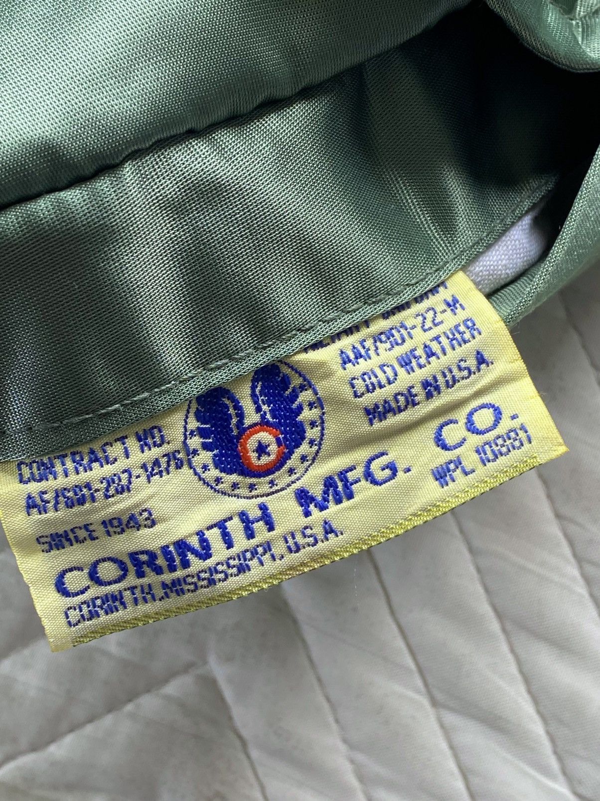 Vintage 🇺🇸 Vintage Corinth Mfg Co. MA-1 Flight Jacket - Made in USA Size US L / EU 52-54 / 3 - 11 Thumbnail