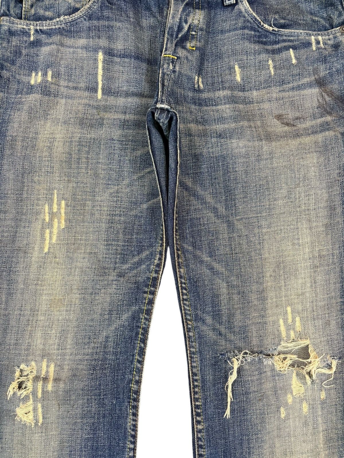 Japanese Brand Vintage Japanese Brand Mud Wash Distressed Loose Jeans Size US 31 - 5 Thumbnail