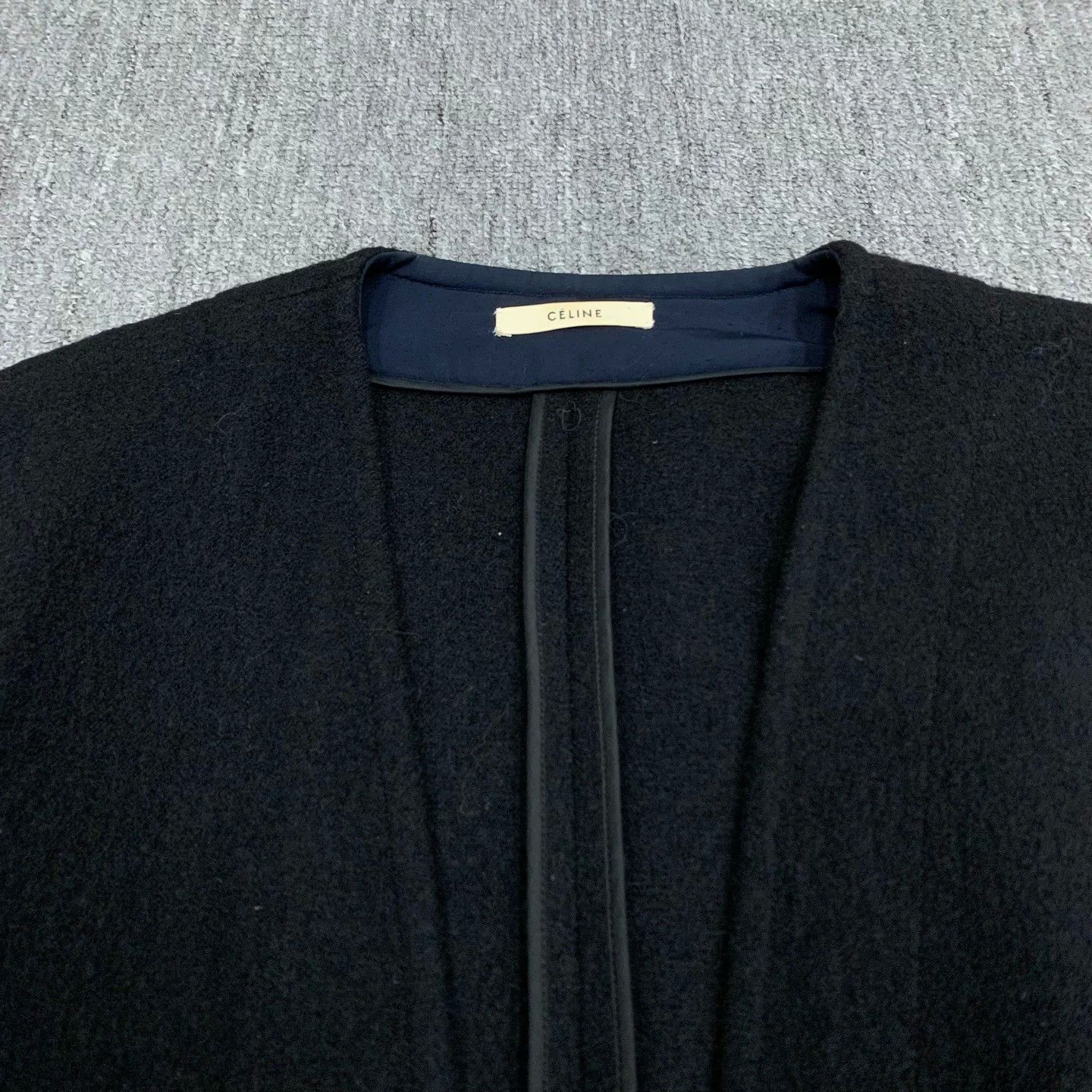 Celine Celine black wool long coat Size US S / EU 44-46 / 1 - 4 Thumbnail