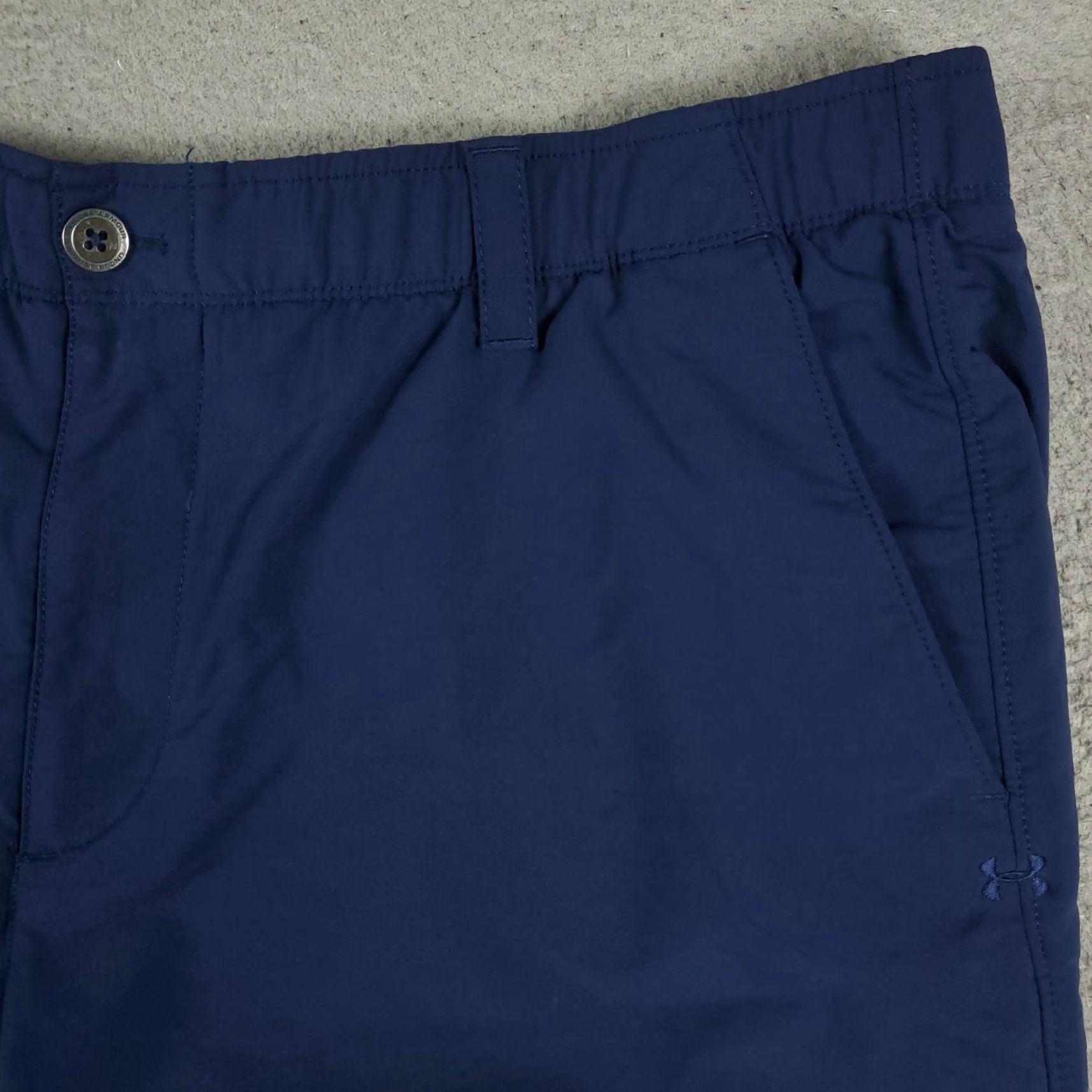 Under Armour Under Armour Shorts Mens 42 Blue Chino Flat Front Casual Workwear Pants Slim Regular Pocket Logo 42in Modern Preppy Mens Size US 42 / EU 58 - 3 Thumbnail