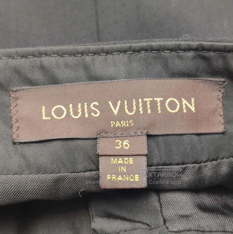 Louis Vuitton Louis Vuitton Black Wool Blend Button Detail Skirt. Size US 36 / EU 52 - 4 Thumbnail