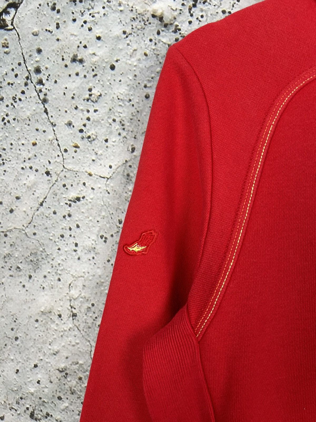 Nike Vintage Nike Red Hoodie Y2K Streetwear 00s Sportswear Size US M / EU 48-50 / 2 - 4 Thumbnail