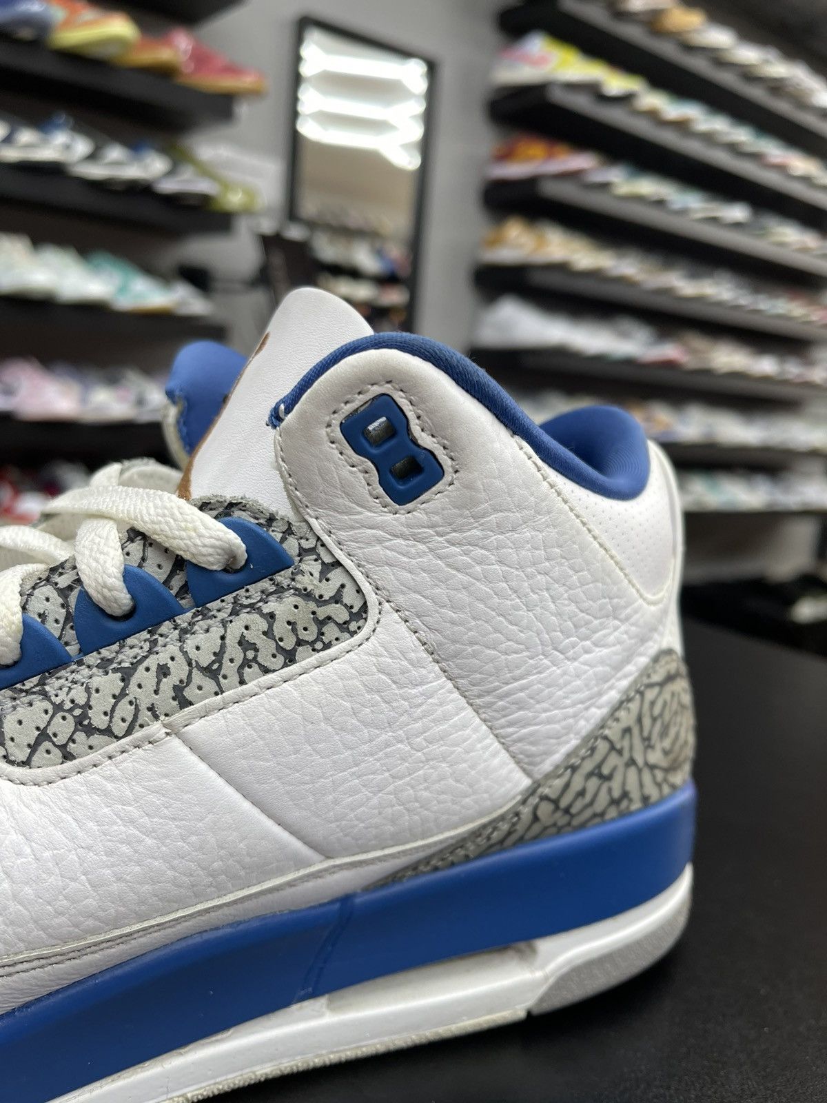 Jordan Brand Size 13 - Jordan 3 Wizard “2023” Good Condition Size US 13 / EU 46 - 6 Thumbnail