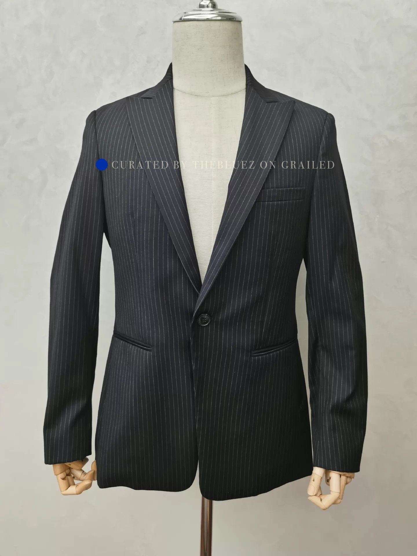 Armani Elegant Black Waist-Cinched Blazer Size US M / EU 48-50 / 2 - 1 Thumbnail