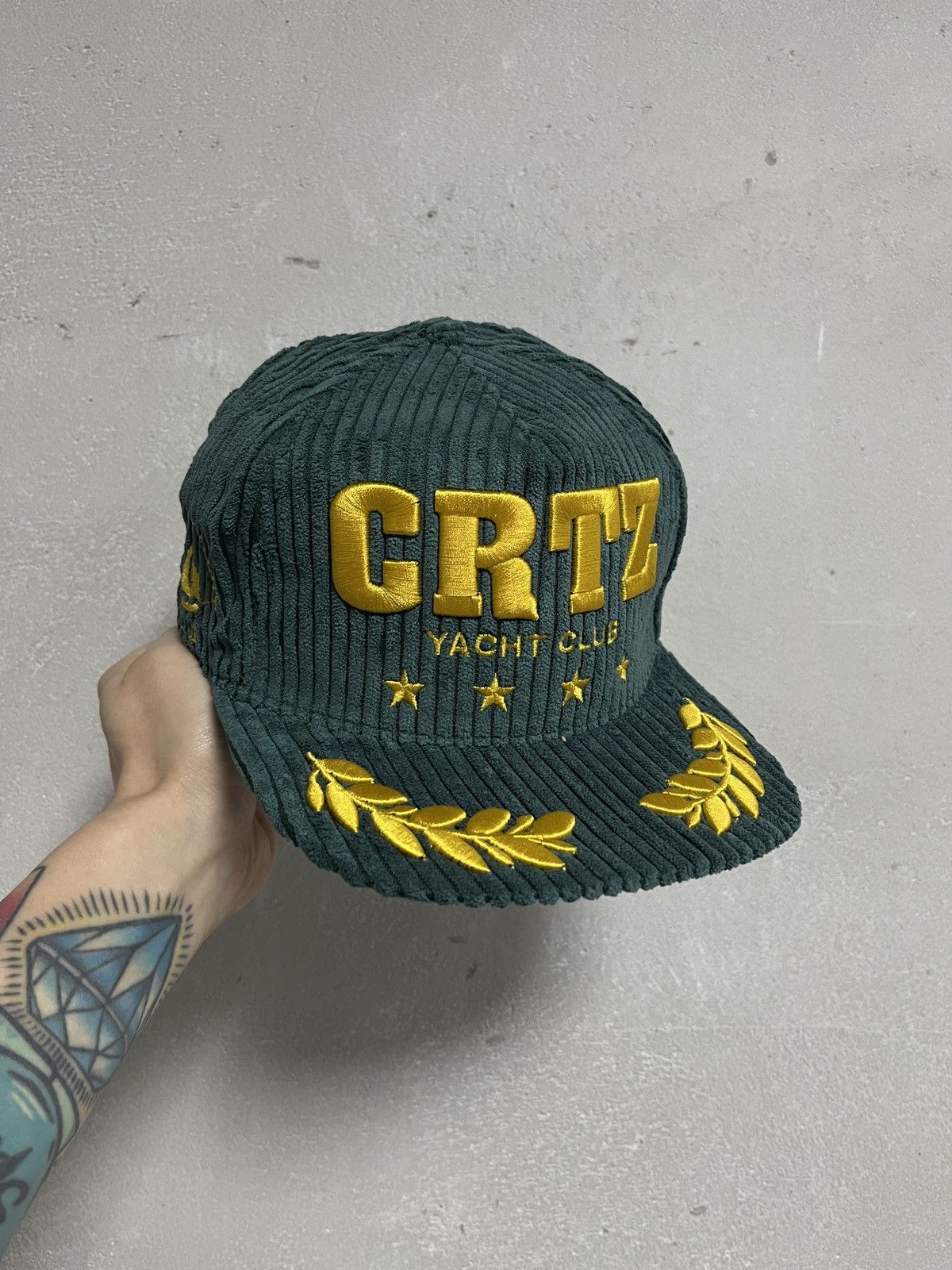 Corteiz 6-Panel Cap Cream