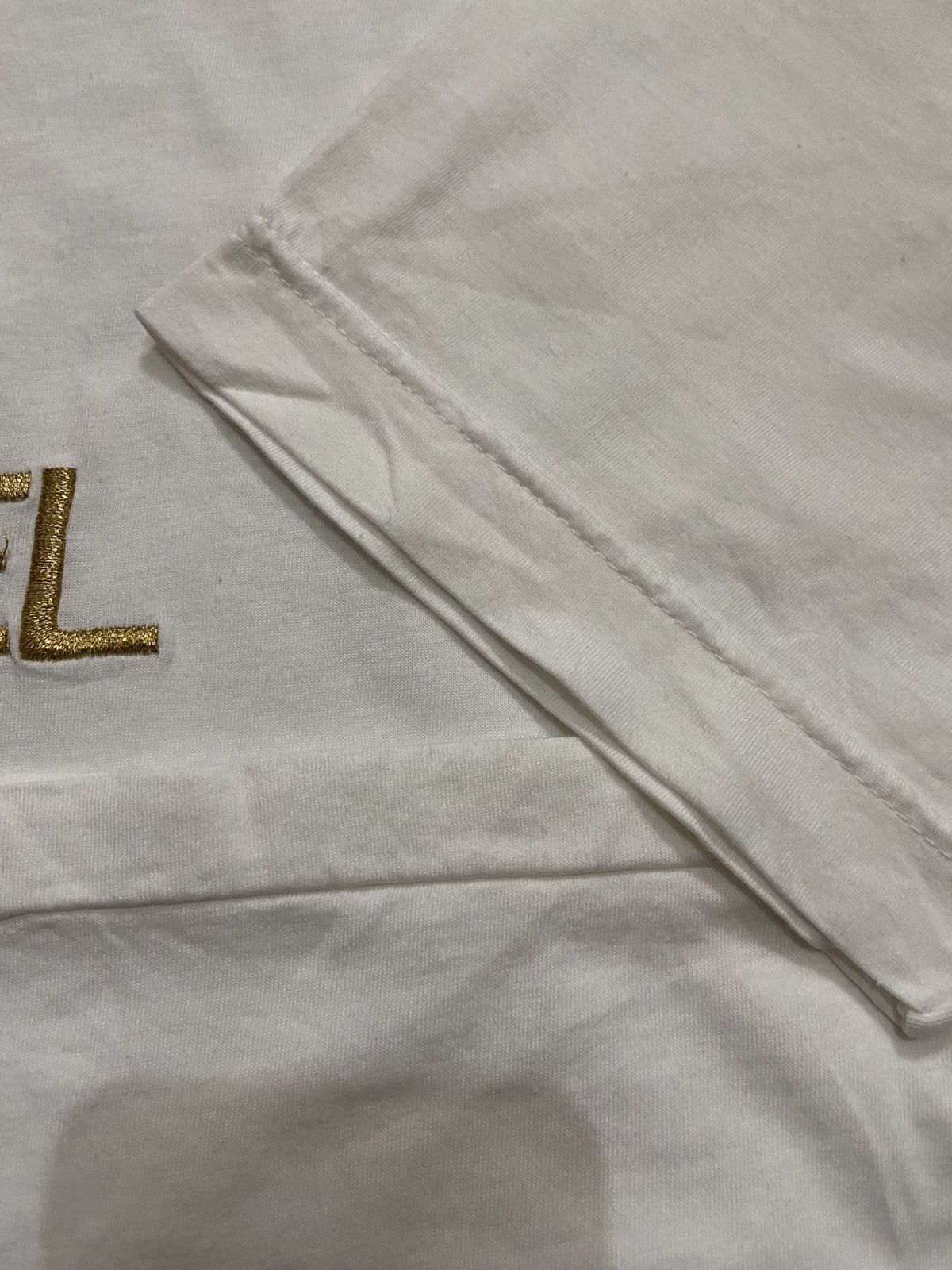 Band Tees × Vintage Vintage 90s Embroidered Big Logo Tee Chanel Paris Logo Size US M / EU 48-50 / 2 - 4 Thumbnail