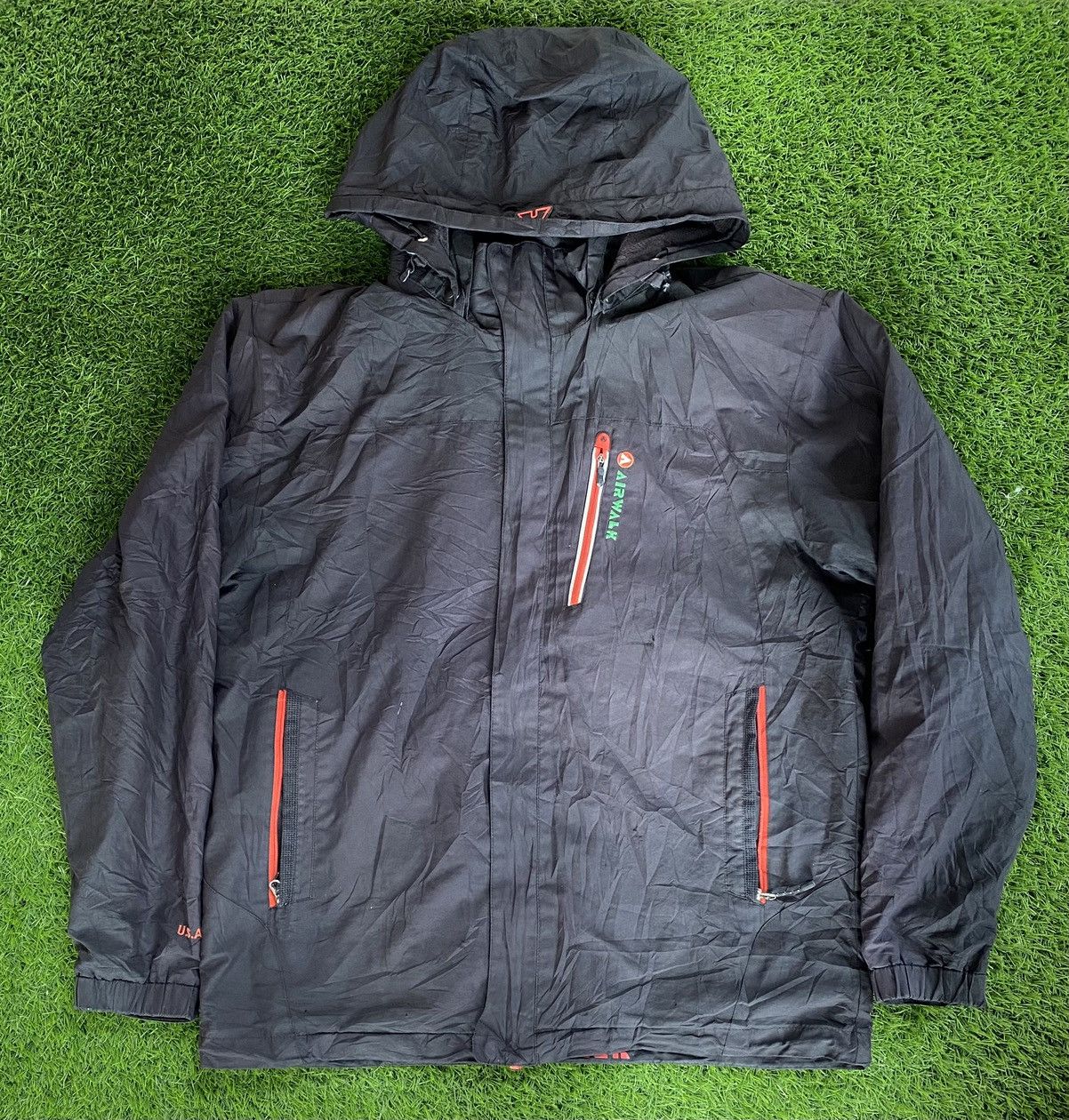 If Six Was Nine Vintage Airwalk Hooded Jacket Size US L / EU 52-54 / 3 - 1 Thumbnail