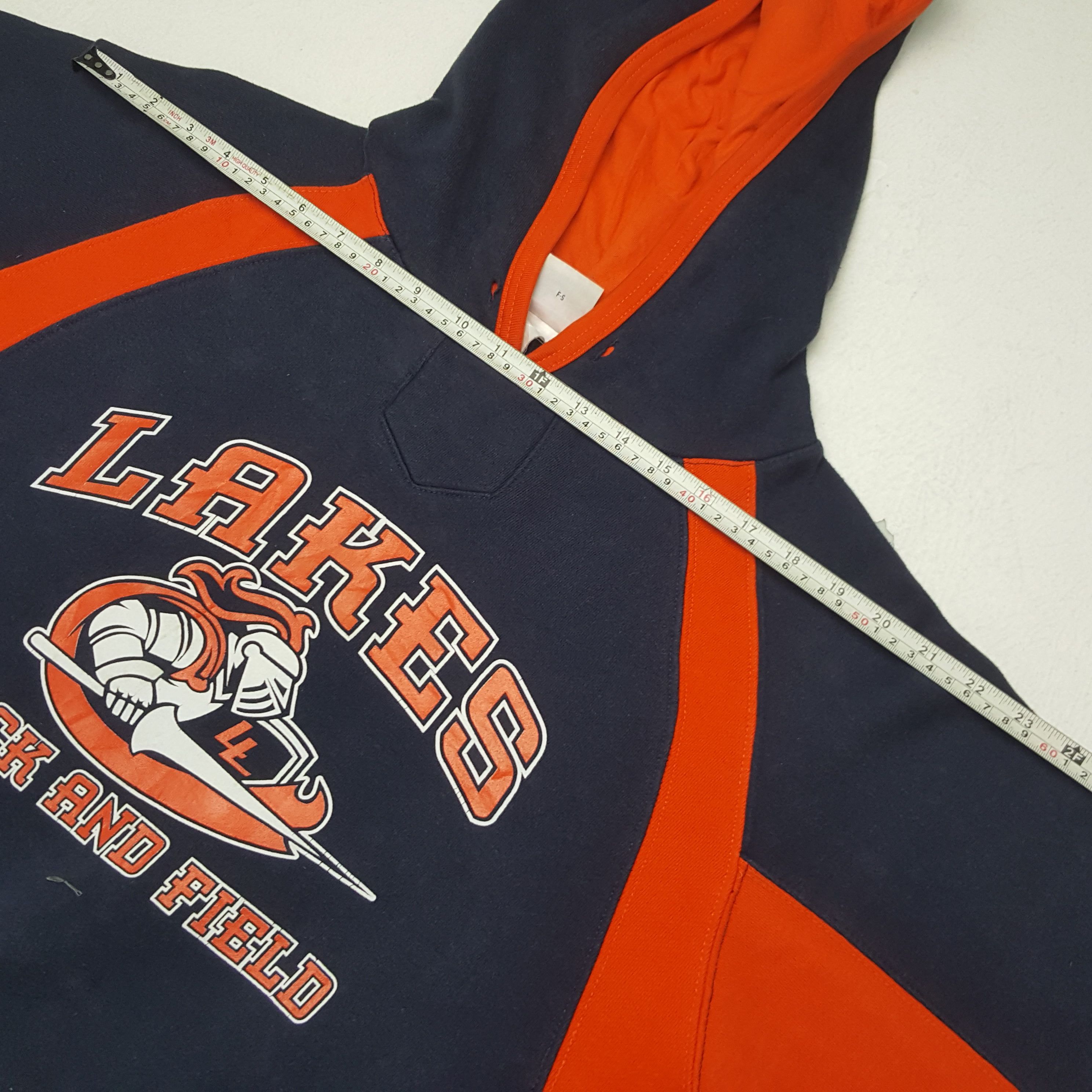 Vintage Vintage Lakes Track And Field College Sport Style Hoodies Size US L / EU 52-54 / 3 - 7 Thumbnail