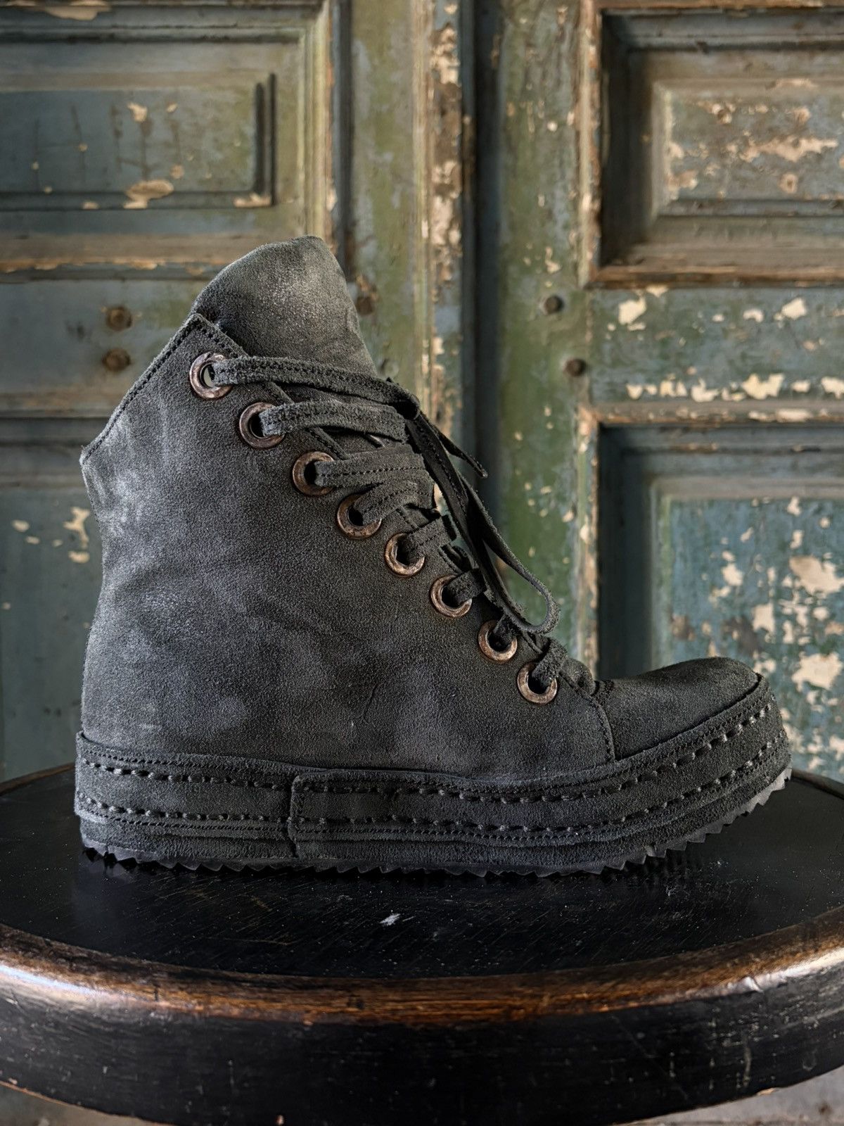 James Kearns James Kearns 8-hole reverse leather sneaker Size US 7 / EU 40 - 8 Thumbnail