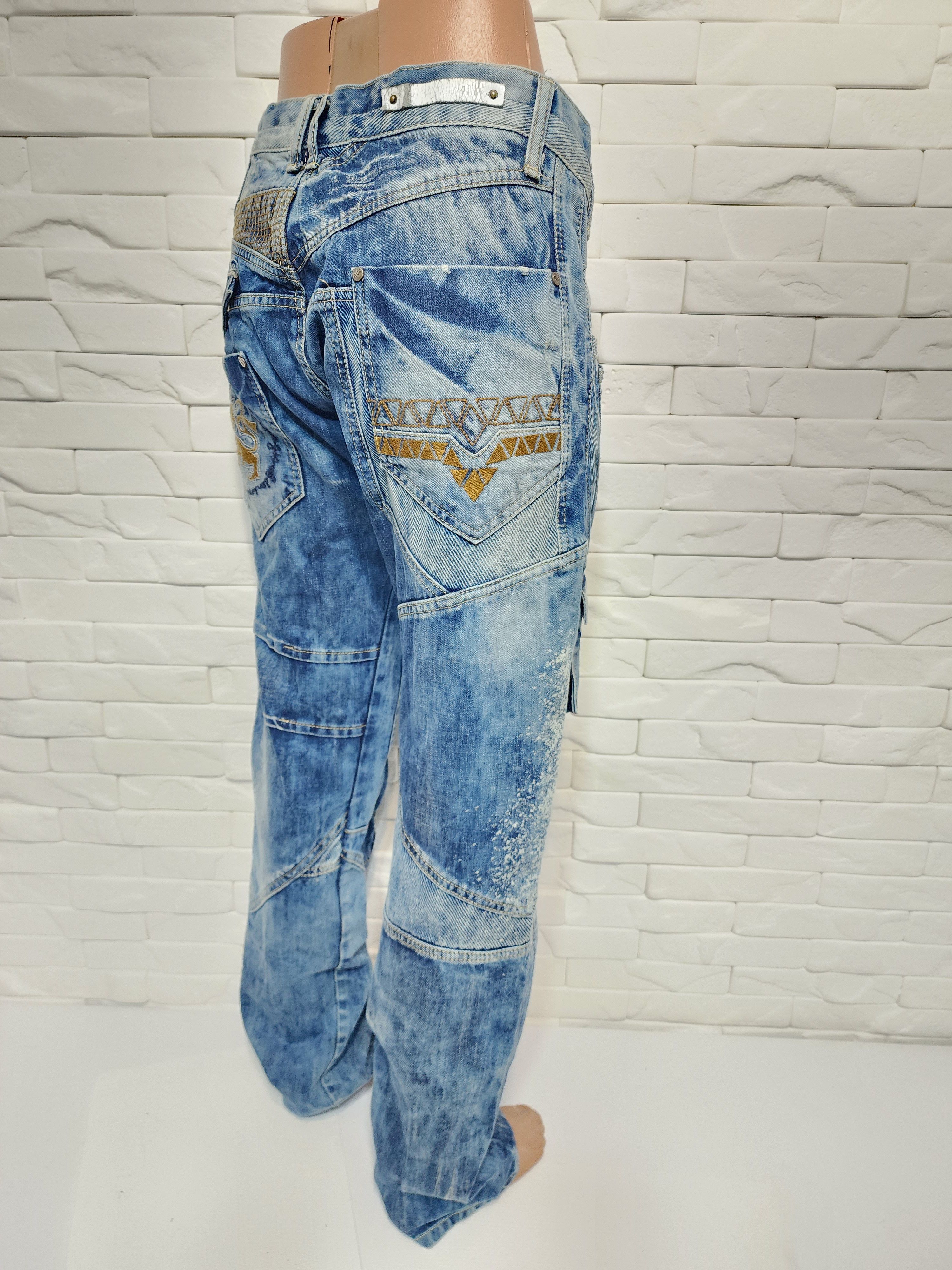 Uniqlo Blue Denim Jeans Mens: Avant-Garde Design Size US 34 / EU 50 - 4 Thumbnail
