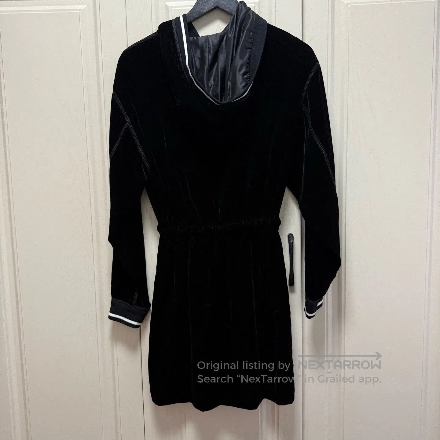 Miu Miu Miu Miu Black Letter Logo Velvet Dress. Size S / US 4 / IT 40 - 2 Thumbnail