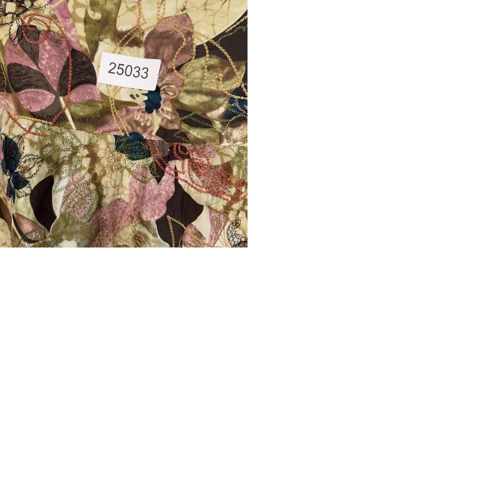 Vintage Chicos Skirt Womens 2.5 L Beige Silk Embroidered Floral Boho Luxury Flowy Size 36" / US 14 / IT 50 - 9 Thumbnail