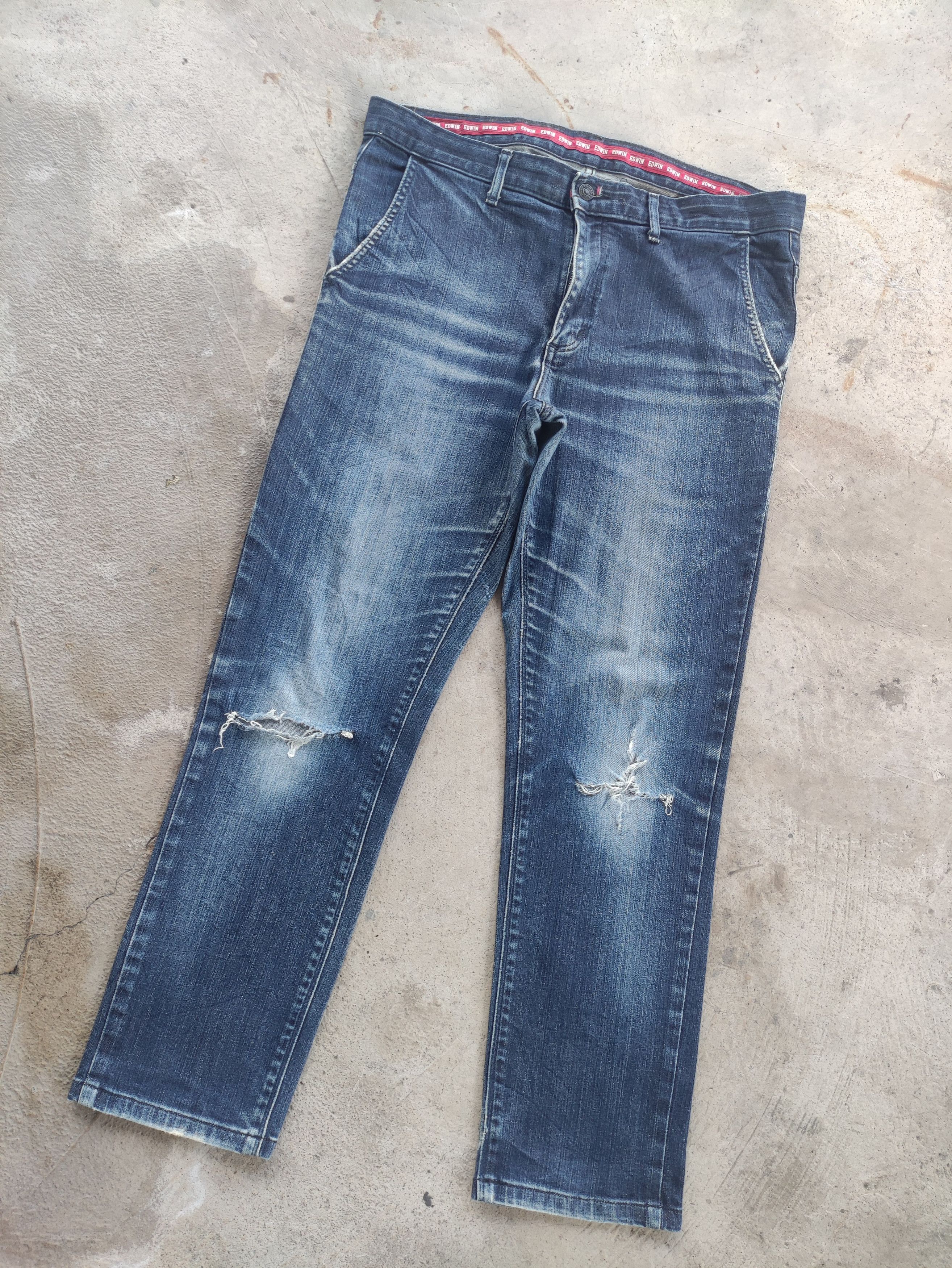 Edwin Vintage Edwin Japan Distressed Fader Denim Jean Size US 36 / EU 52 - 2 Thumbnail