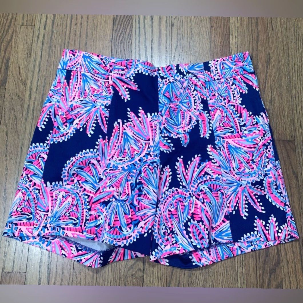 Lilly Pulitzer Lilly Pulitzer Arabeth Shorts Bermuda Multicolor Womens Size 0 Regular 0? Size 25" / US 0 / IT 36 - 2 Thumbnail