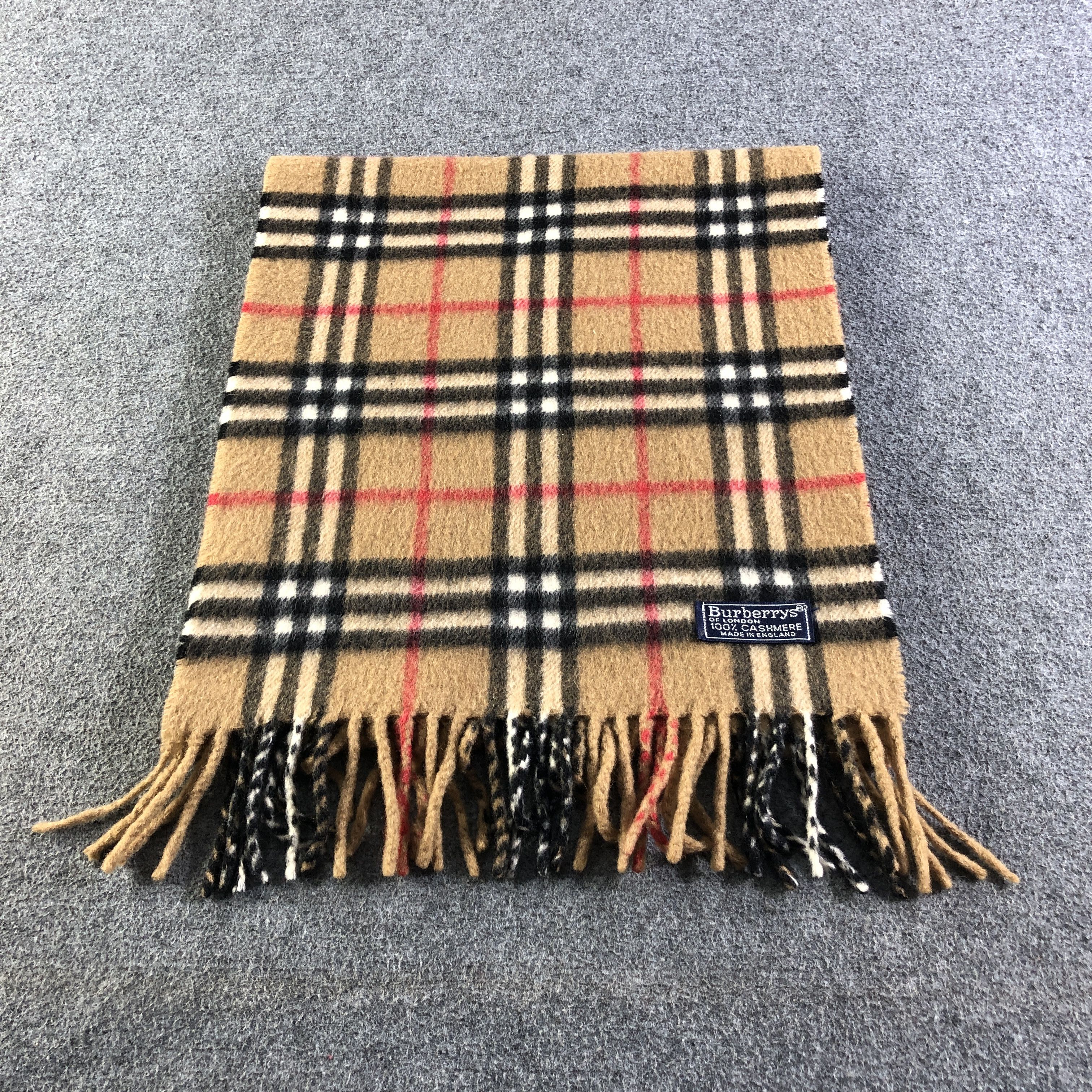 Burberry Burberrys Nova Check Tan Cashmere Scarf Muffler V2702 Size ONE SIZE - 3 Thumbnail