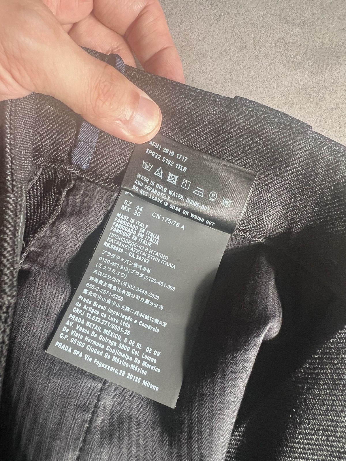 Prada Prada FW18 Cotton Gabardine Shorts Size US 29 - 7 Thumbnail
