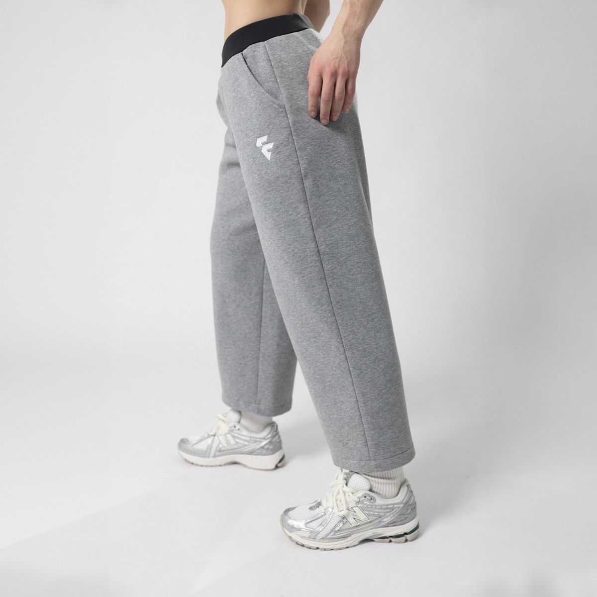 Other Elektrik Training Pro 4” High Waist Gray Gym Sweatpant Size 32" / US 10 / IT 46 - 2 Thumbnail