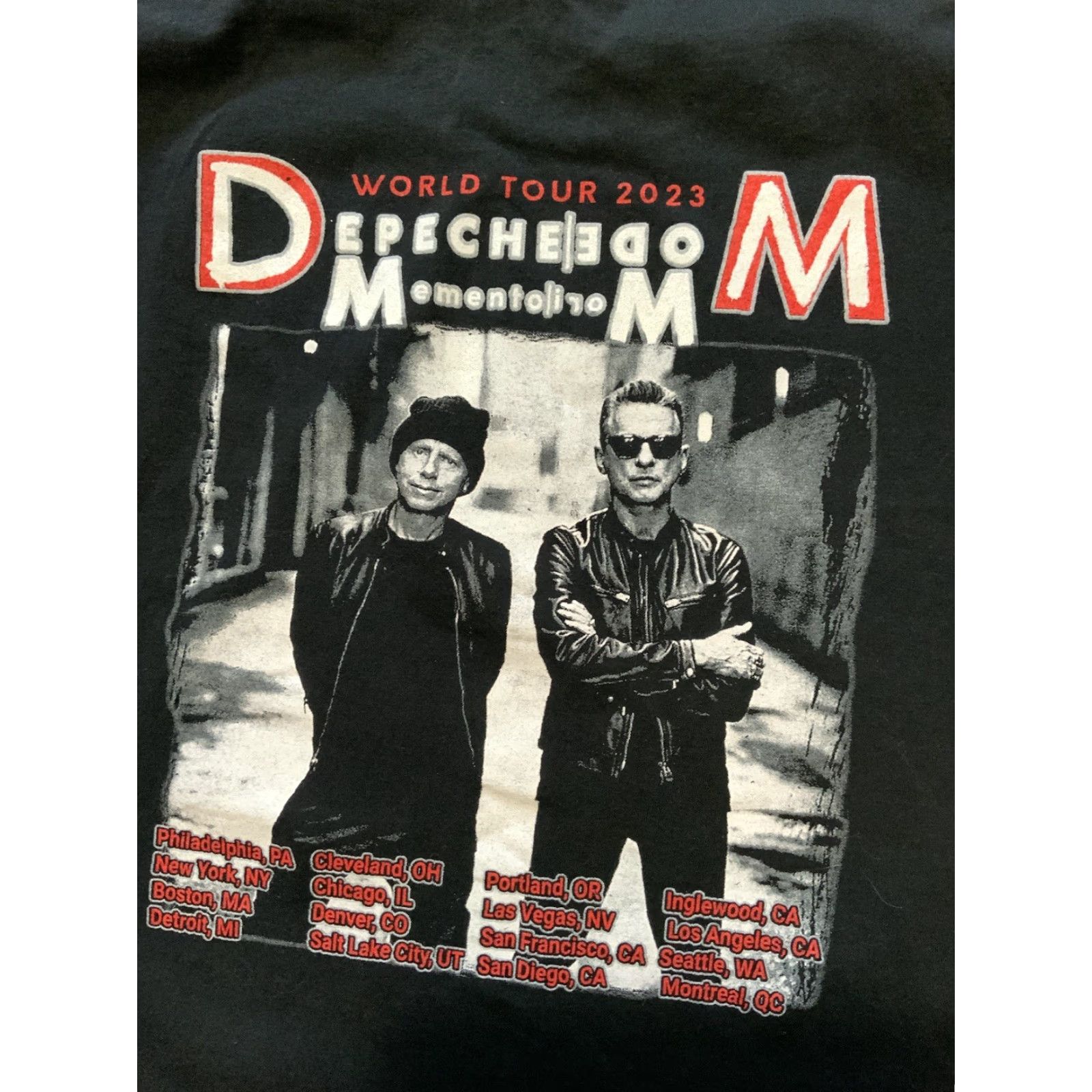 Gildan Depeche Mode Memento Mori World Tour 2023 Rock Band Concert Graphic T-Shirt XL Men Black Gildan Shirt Size US XL / EU 56 / 4 - 7 Thumbnail
